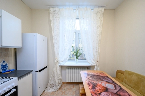  - Каменноостровский 42, Санкт‑Петербург